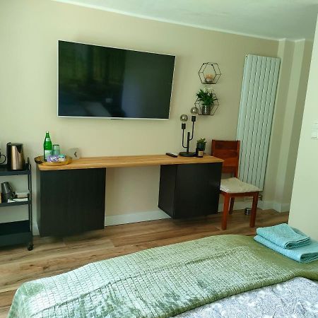 Waldzimmer Rosengarten Bei Hamburg Hotel Екстериор снимка